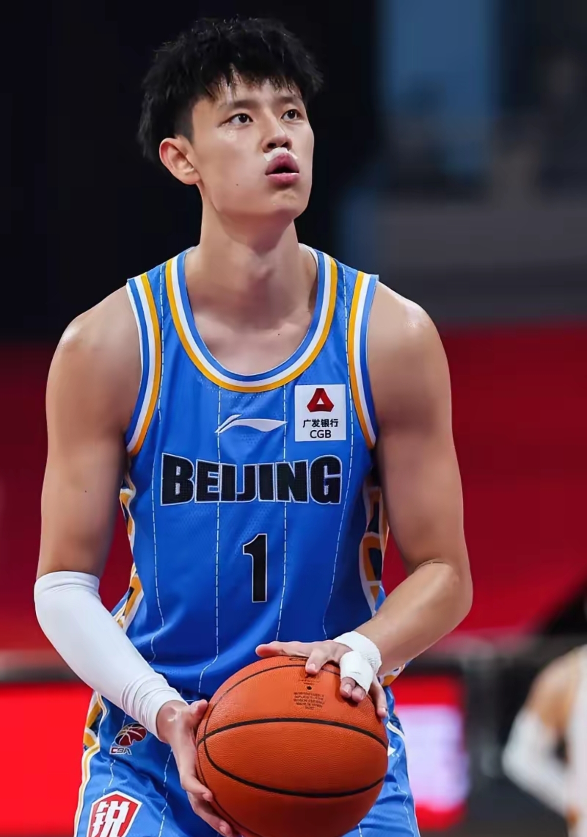 深圳男篮加时末段队长鼓劲，志在NBA季后赛名次提升，悬念犹存，阵容厚度经受考验的简单介绍